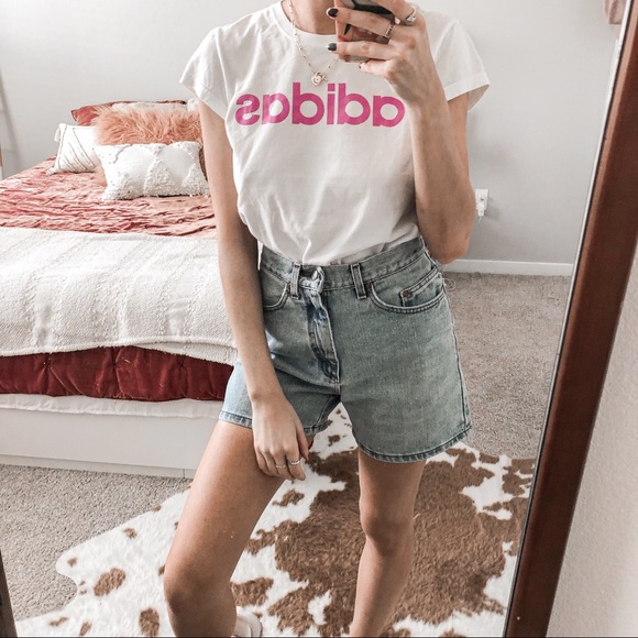 ADIDAS WHITE AND PINK FONT TEE - Picture 3 of 8